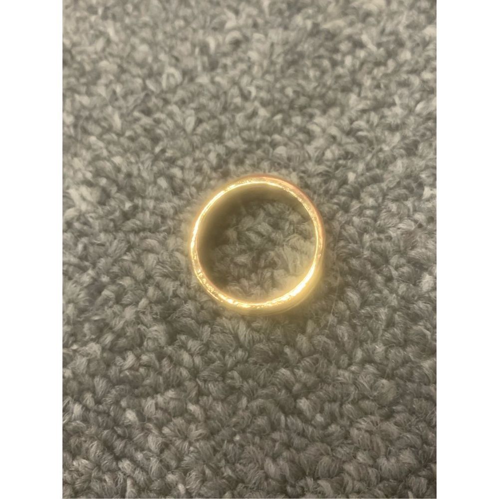 Gold Colored Ring - Picture 4 of 4